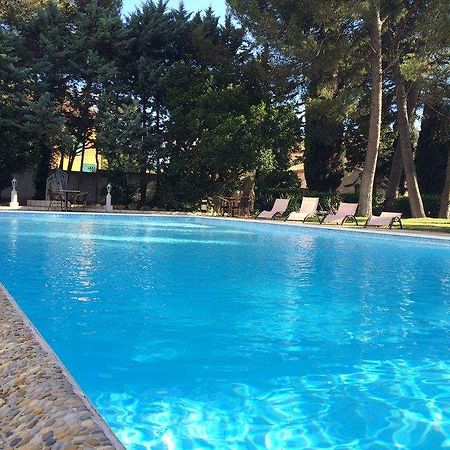 Cit'Hotel Le Mirage 이스틀 시설 사진