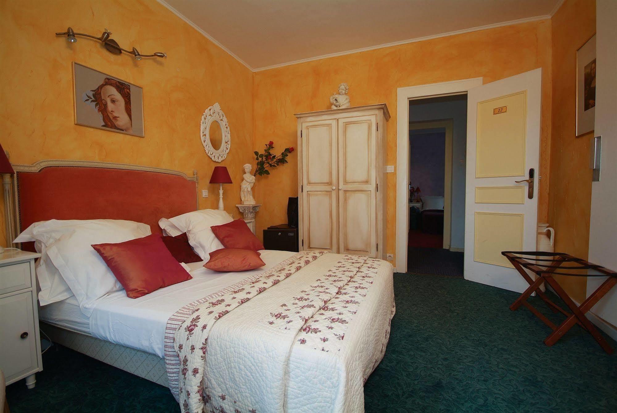 Cit'Hotel Le Mirage 이스틀 외부 사진