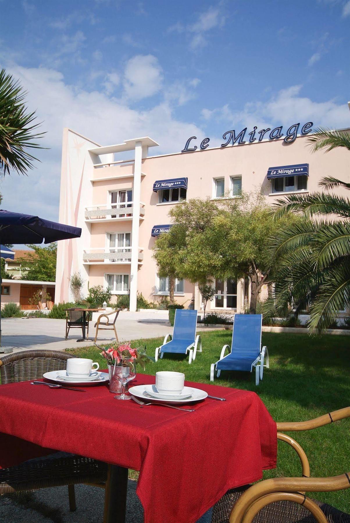 Cit'Hotel Le Mirage 이스틀 외부 사진